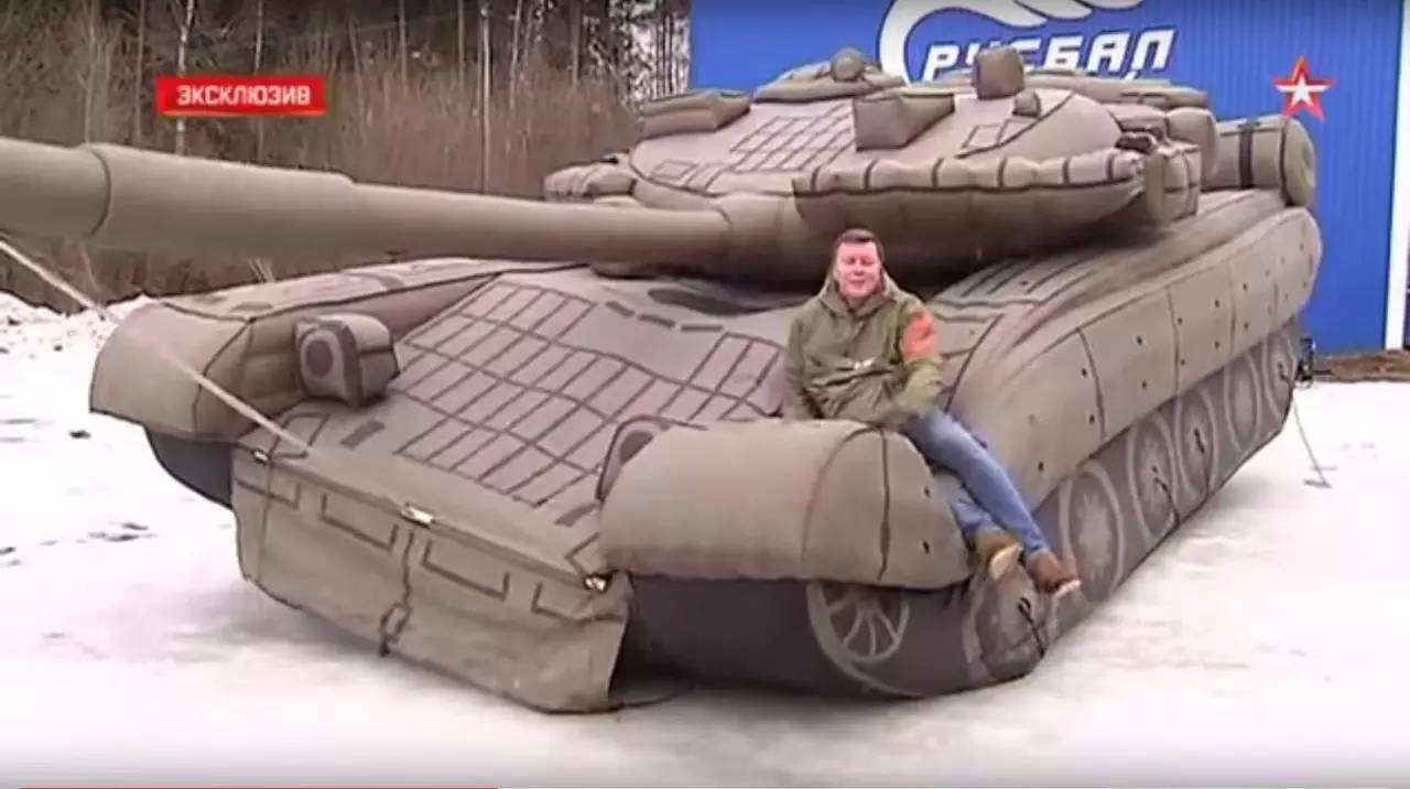 马山充气军事坦克