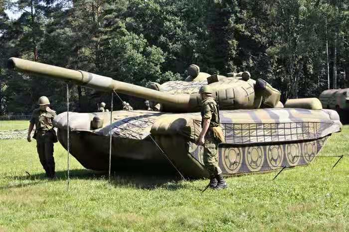 马山大型军用充气坦克